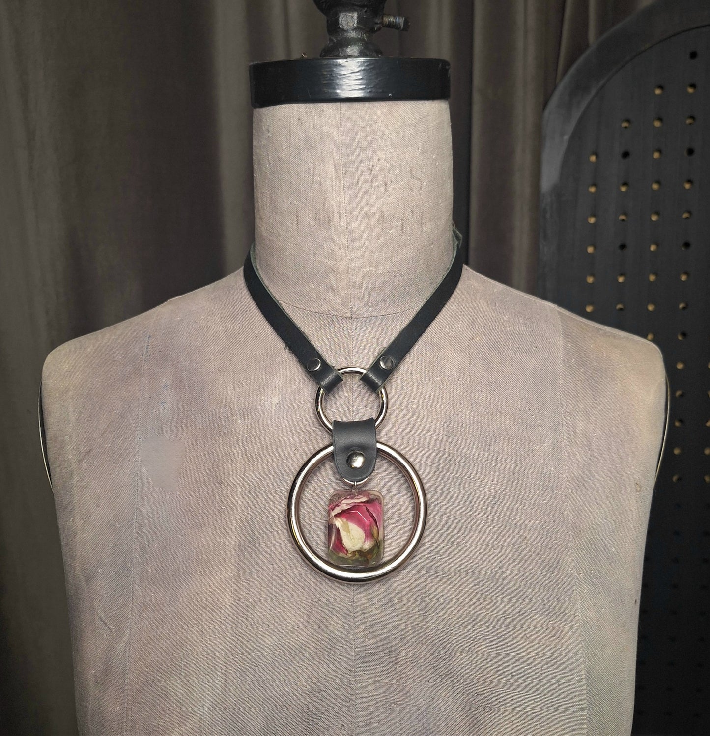 Rosebud jewel resin and double silver o-ring statement necklace. Chic black leather adjustable choker. Handmade. High end gothic style.