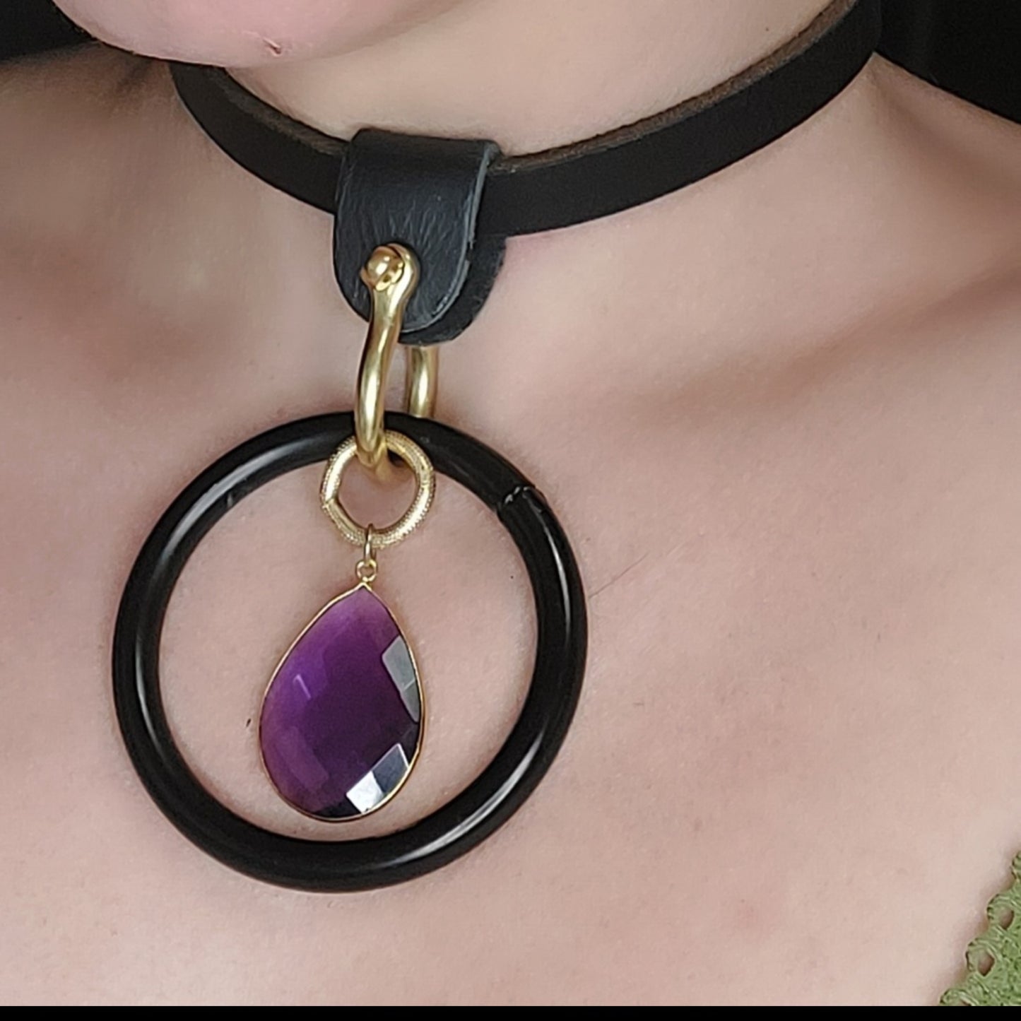 Violetta. Teardrop Amethyst and O-ring Leather Collar. Handmade.