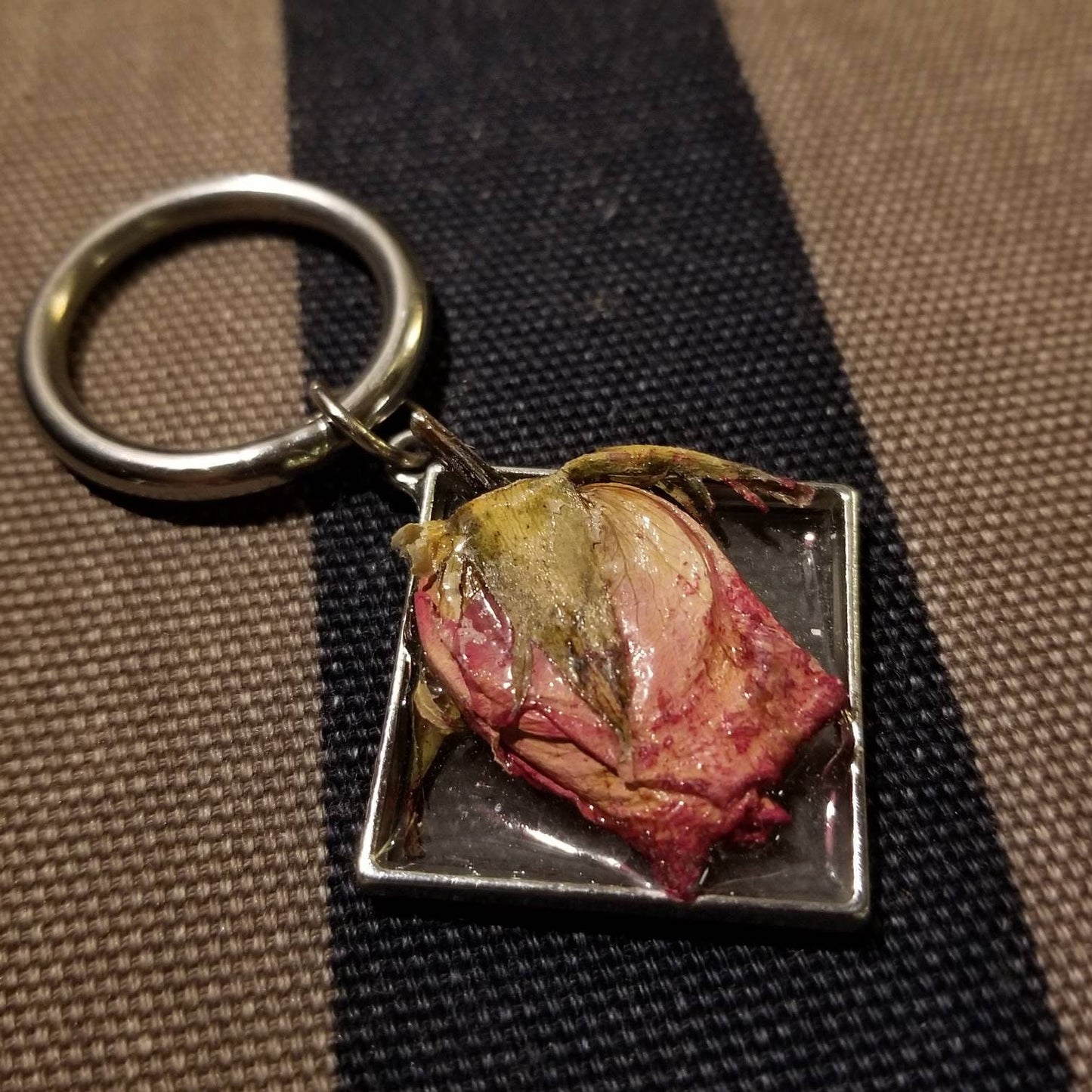 Pressed Rose Leather Collar. Silver O-ring. Interchangeable pendants available.