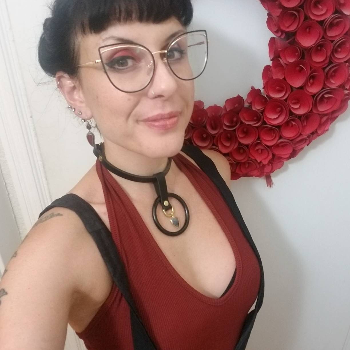 The Empress. Handmade Leather Choker with Black Steel Oring and Teardrop Labradorite Gemstone Centerpiece. High-quality.