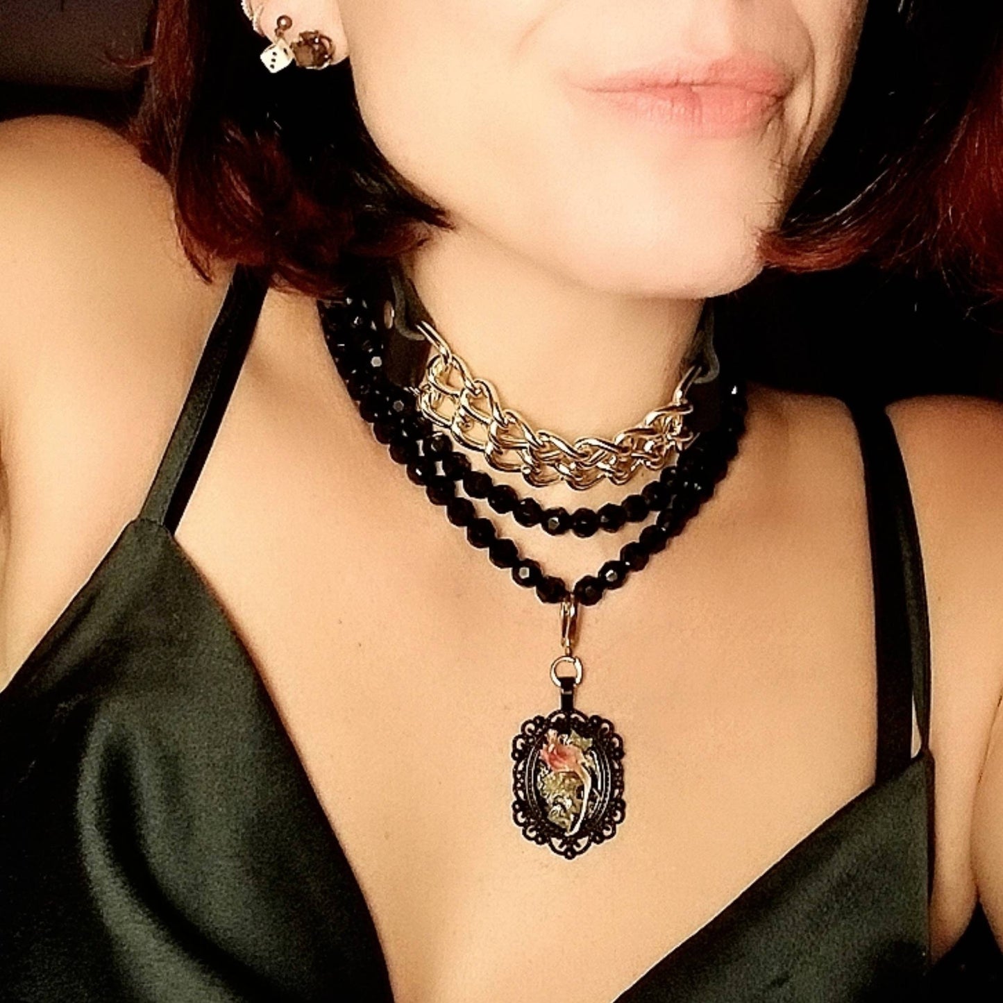 Curb chain collar. Handmade. Silver chain and black leather. Unisex.