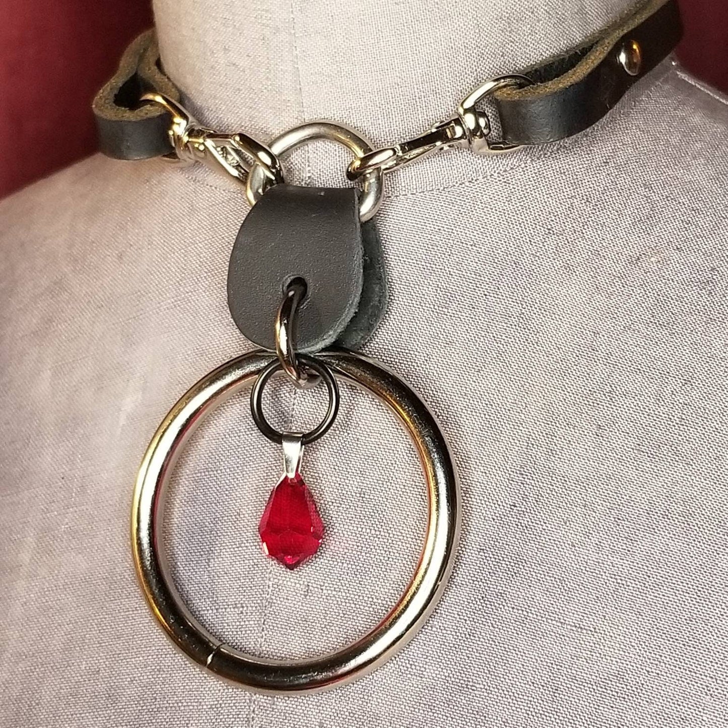 Miss Ruby Red Crystal & Silver Oring Choker. Chic Goth style.